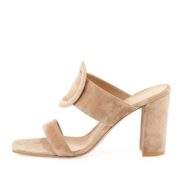 Gianvito Rossi  - Picture 3 of 11